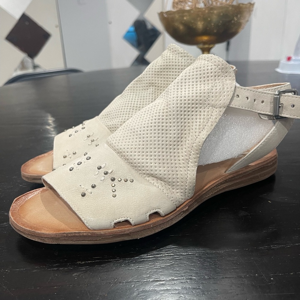 Miz Mooz New York City sandals